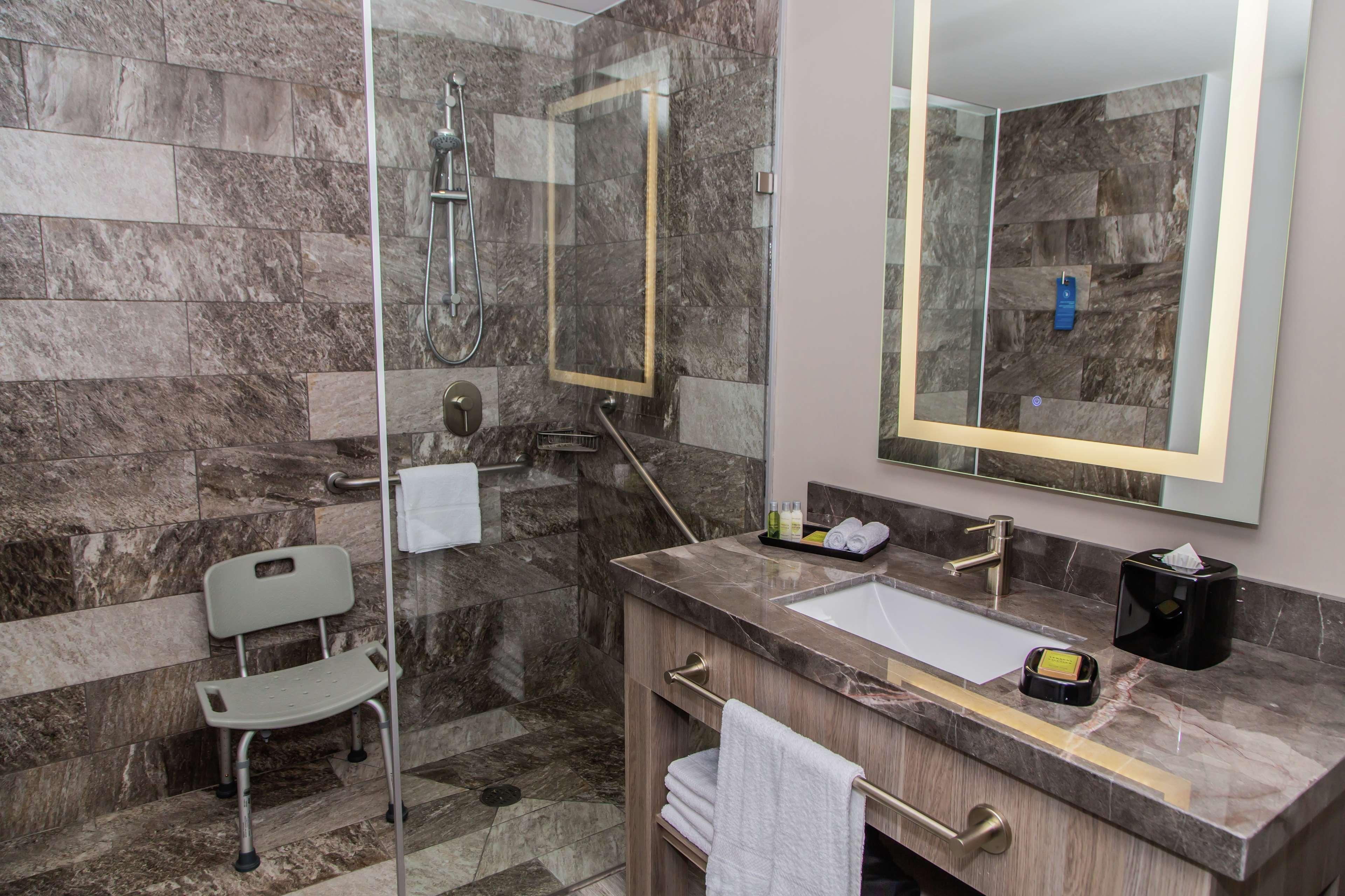 Hampton Inn & Suites By Hilton Puebla Exterior foto