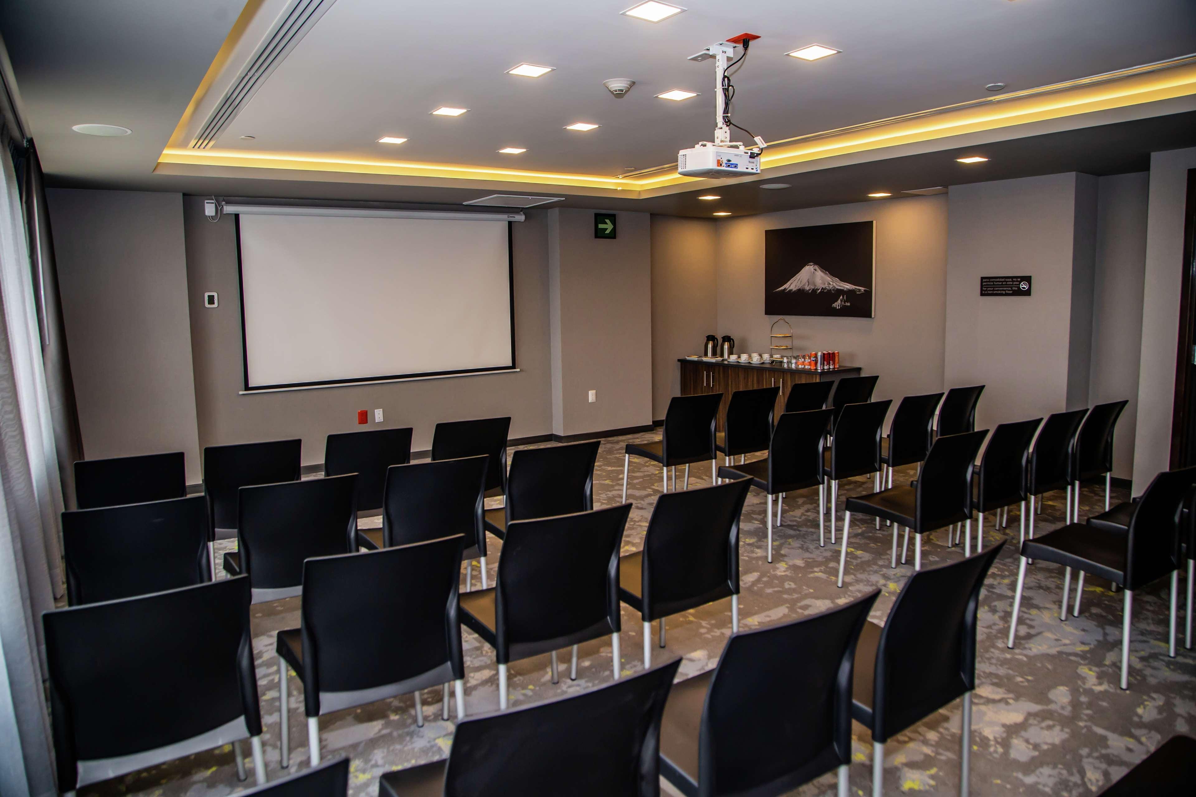 Hampton Inn & Suites By Hilton Puebla Exterior foto